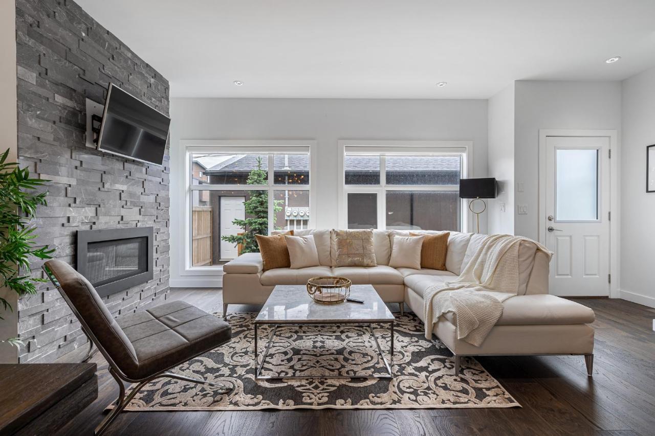 Contemporary Luxury 4 Bedroom House Near Downtown YYC Esterno foto